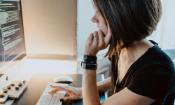 Featured image of post Moby: Boost Go Dev with 71k+ Star Power